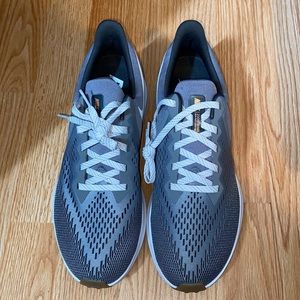 Nike Zoom Winflo Running Shoes